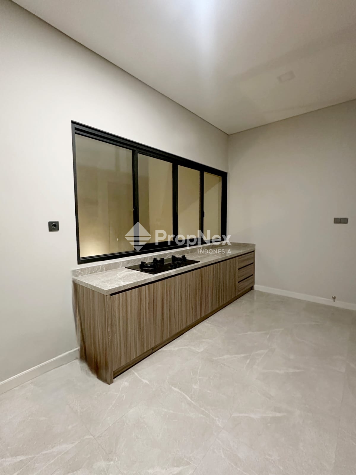 Rumah Royal Residence — foto 6